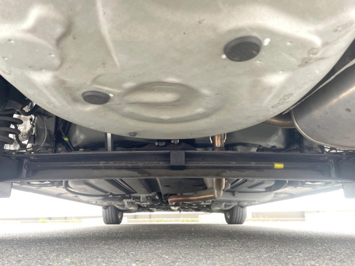 2015 Toyota Sienta DBA-NSP170G (UW-6a3360e1019cb)[22]