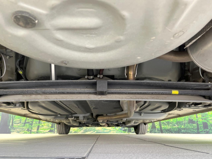2019 Toyota Sienta DBA-NSP170G (UW-6a3360e2f0fd3)[21]