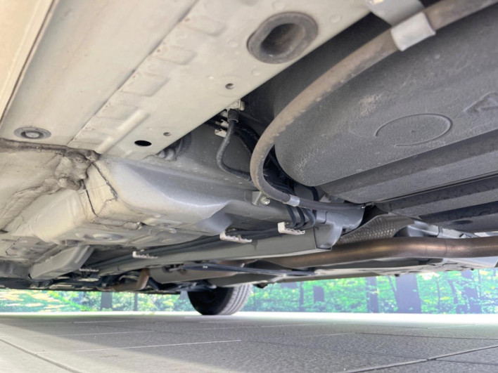 2019 Toyota Sienta DBA-NSP170G (UW-6a3360e2f0fd3)[23]