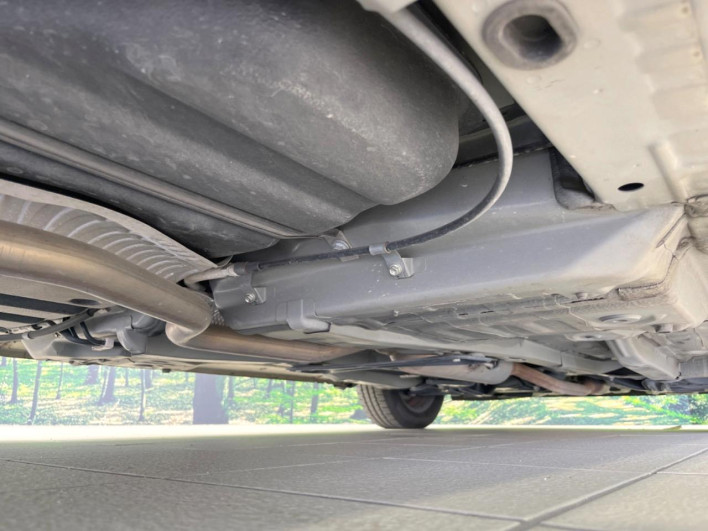 2019 Toyota Sienta DBA-NSP170G (UW-6a3360e2f0fd3)[24]