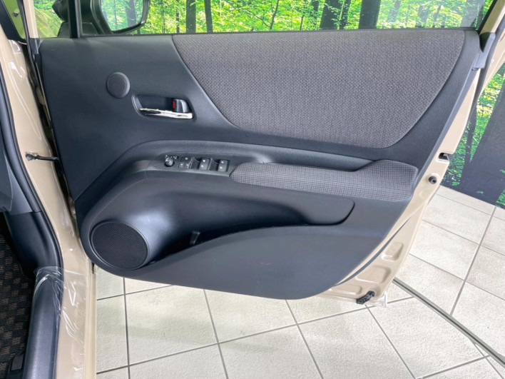 2019 Toyota Sienta DBA-NSP170G (UW-6a3360e2f0fd3)[17]