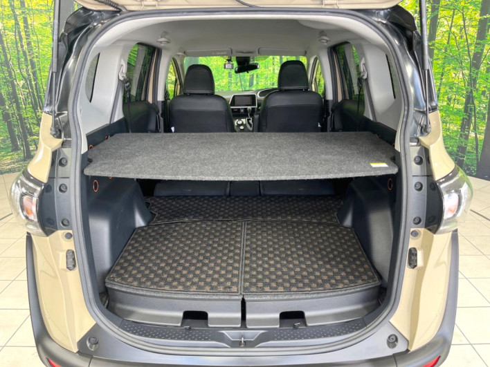2019 Toyota Sienta DBA-NSP170G (UW-6a3360e2f0fd3)[19]