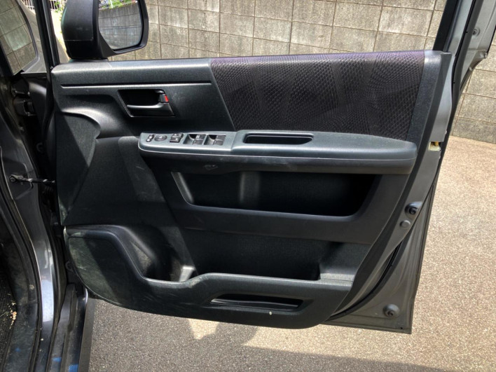 2010 Honda Stepwgn Spada DBA-RK5 (UW-6a3360e9ad347)[7]