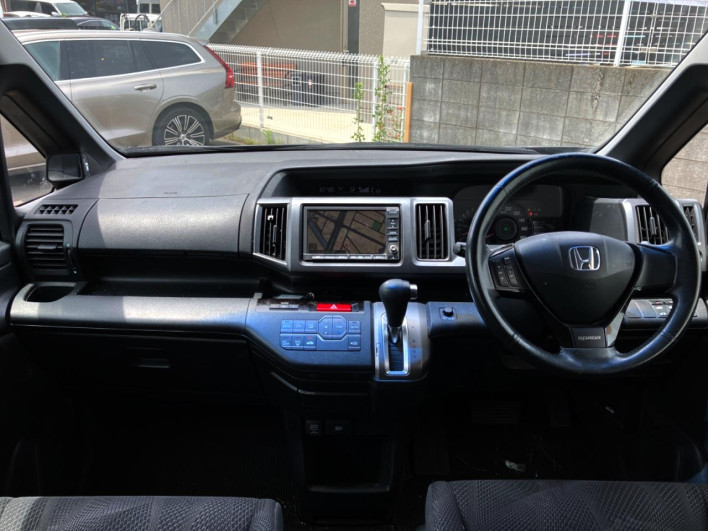 2010 Honda Stepwgn Spada DBA-RK5 (UW-6a3360e9ad347)[18]