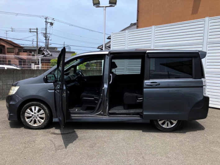 2010 Honda Stepwgn Spada DBA-RK5 (UW-6a3360e9ad347)[15]