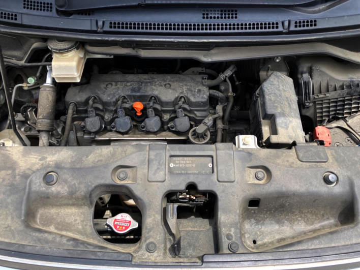 2010 Honda Stepwgn Spada DBA-RK5 (UW-6a3360e9ad347)[29]