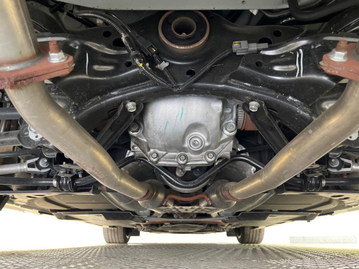 2020 Nissan Skyline 5BA-RV37 (UW-6a3360ef61093)[10]