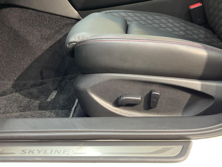 2020 Nissan Skyline 5BA-RV37 (UW-6a3360ef61093)[21]