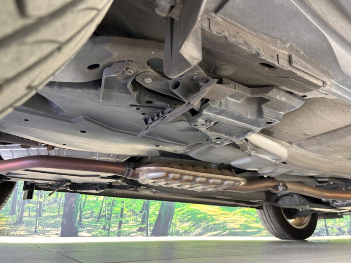 2013 Subaru Forester DBA-SJ5 (UW-6a3360faf0afa)[13]