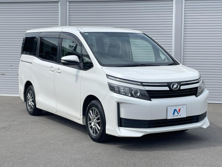2015 Toyota Voxy DBA-ZRR80G (UW-6a33611dbb1ee)[29]