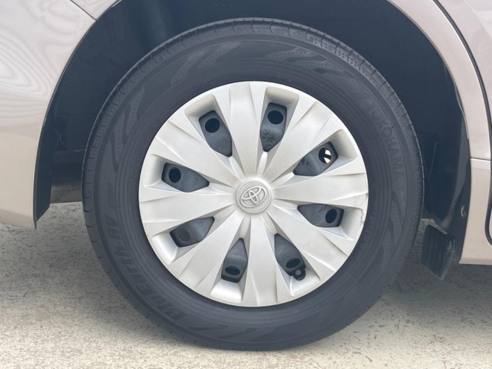 2017 Toyota Noah DBA-ZRR80G (UW-6a33612033449)[9]