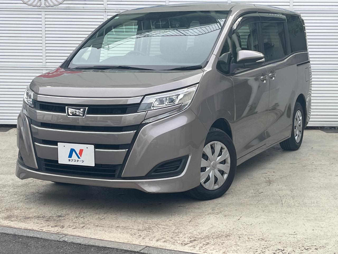 2017 Toyota Noah DBA-ZRR80G