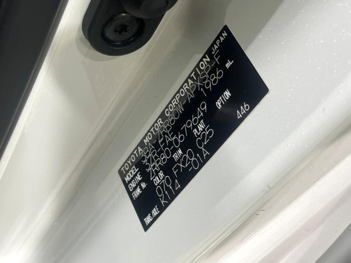 2021 Toyota Noah 3BA-ZRR80W (UW-6a3361246e1df)[1]