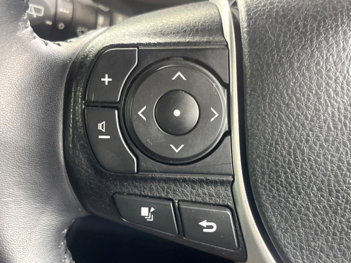 2021 Toyota Noah 3BA-ZRR80W (UW-6a3361246e1df)[15]