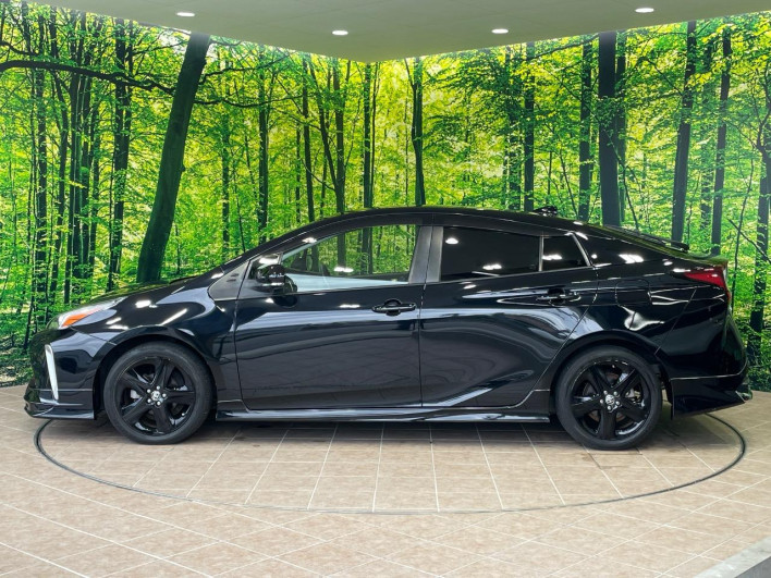 2021 Toyota Prius 6AA-ZVW51 (UW-6a336130e8382)[6]