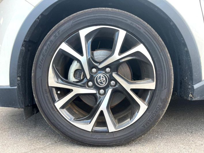 2018 Toyota C-HR DAA-ZYX10 (UW-6a3361406e750)[7]