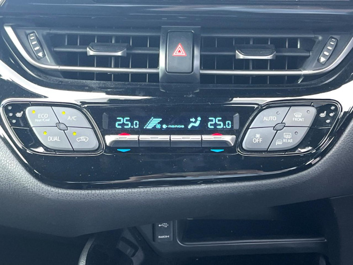 2018 Toyota C-HR DAA-ZYX10 (UW-6a3361406e750)[14]