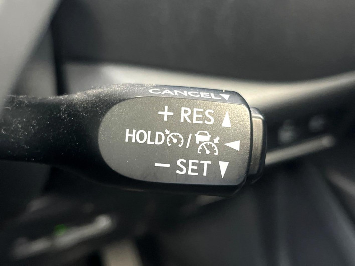 2018 Toyota C-HR DAA-ZYX10 (UW-6a3361406e750)[19]