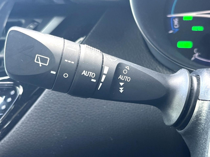 2018 Toyota C-HR DAA-ZYX10 (UW-6a3361406e750)[21]