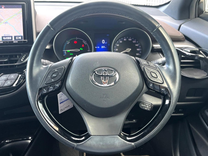 2018 Toyota C-HR DAA-ZYX10 (UW-6a3361406e750)[16]