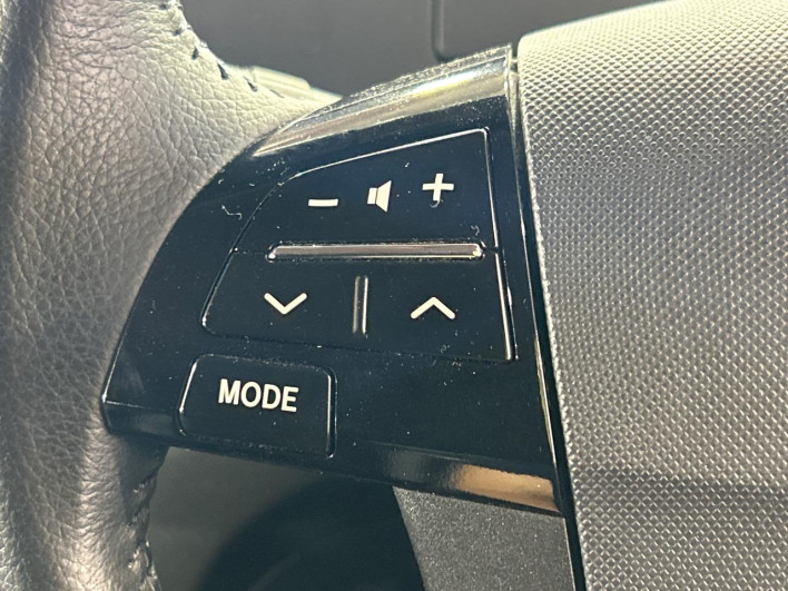 2015 Toyota Estima DBA-ACR50W (UW-6a34b1e3bc84e)[11]