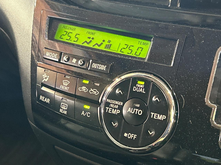 2015 Toyota Estima DBA-ACR50W (UW-6a34b1e3bc84e)[18]