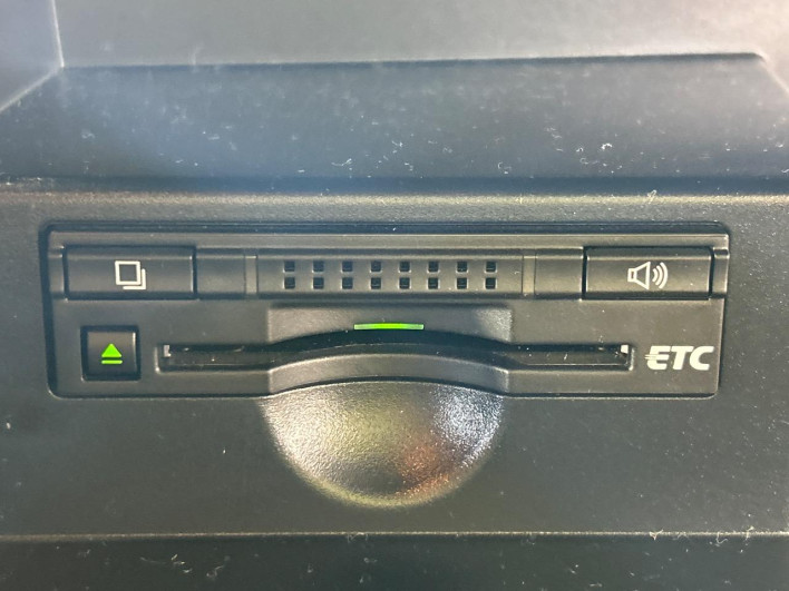 2015 Toyota Estima DBA-ACR50W (UW-6a34b1e3bc84e)[7]