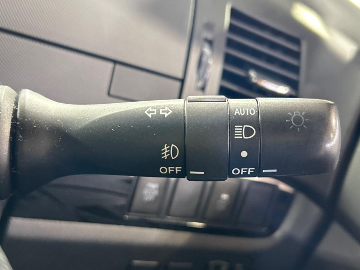 2015 Toyota Estima DBA-ACR50W (UW-6a34b1e3bc84e)[8]