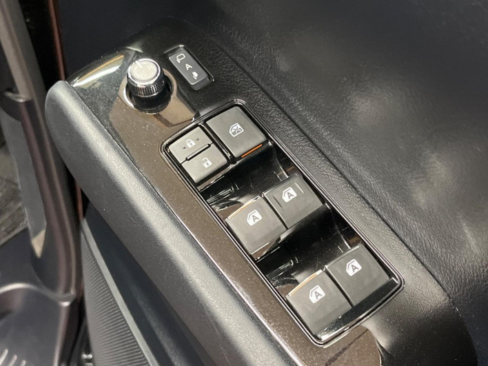 2016 Toyota Vellfire DBA-AGH30W (UW-6a34b1e484219)[20]