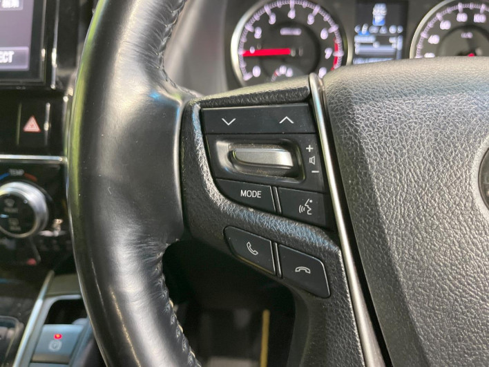 2016 Toyota Vellfire DBA-AGH30W (UW-6a34b1e4ae561)[28]