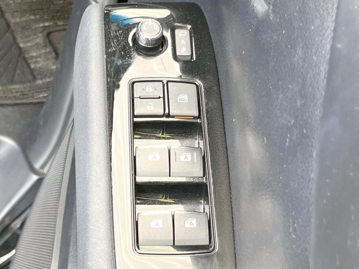2018 Toyota Alphard DBA-AGH30W (UW-6a34b1e7cb250)[29]