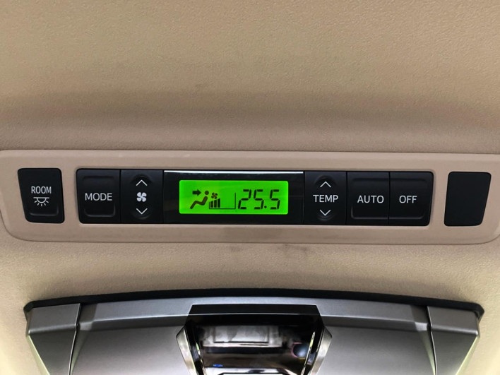 2012 Toyota Alphard DBA-ANH20W (UW-6a34b1f8c8e2c)[25]
