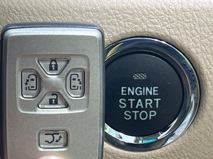 2012 Toyota Alphard DBA-ANH20W (UW-6a34b1f8f1a7c)[22]