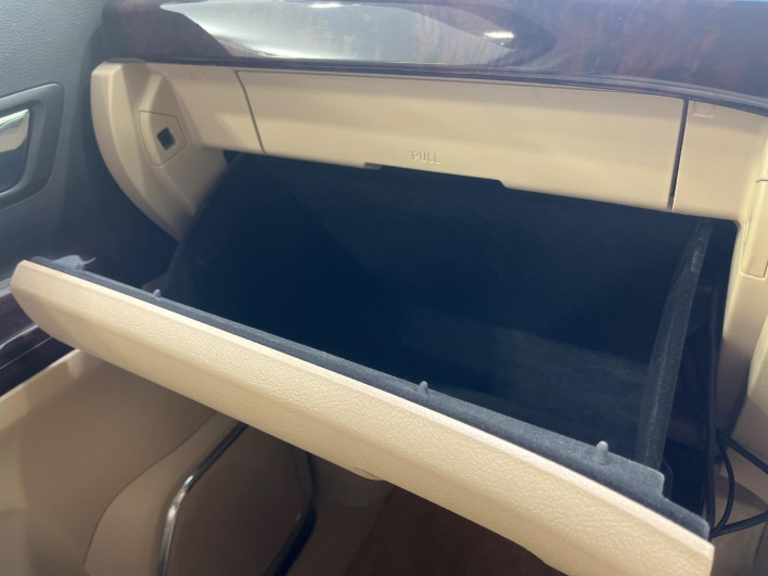 2012 Toyota Alphard DBA-ANH20W (UW-6a34b1f8f1a7c)[26]