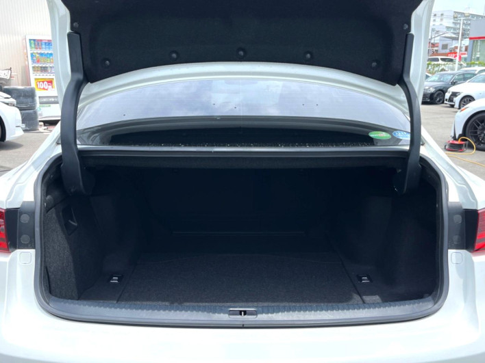 2013 Lexus IS DAA-AVE30 (UW-6a34b1fb6ee61)[26]