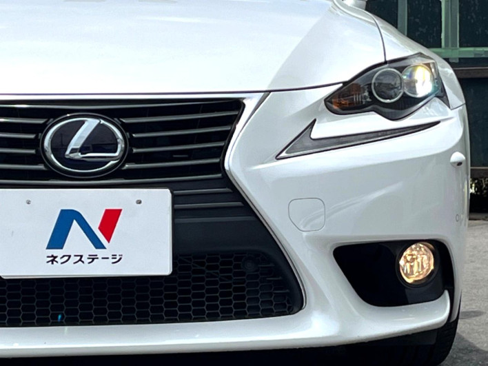 2013 Lexus IS DAA-AVE30 (UW-6a34b1fb6ee61)[15]