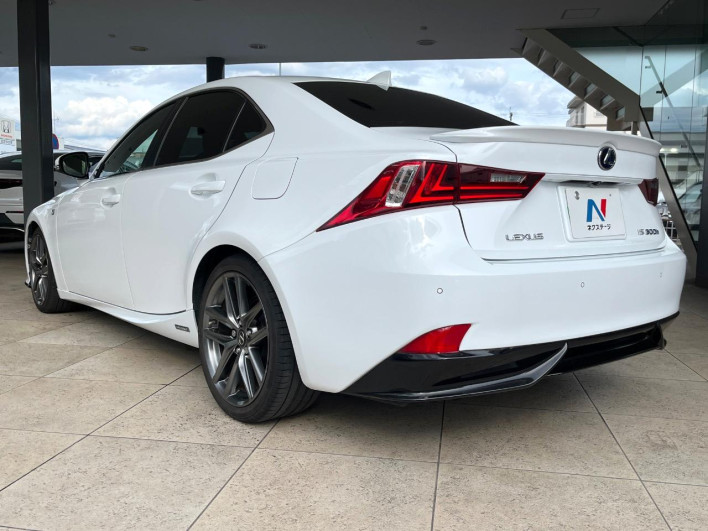2014 Lexus IS DAA-AVE30 (UW-6a34b1fb7d050)[12]