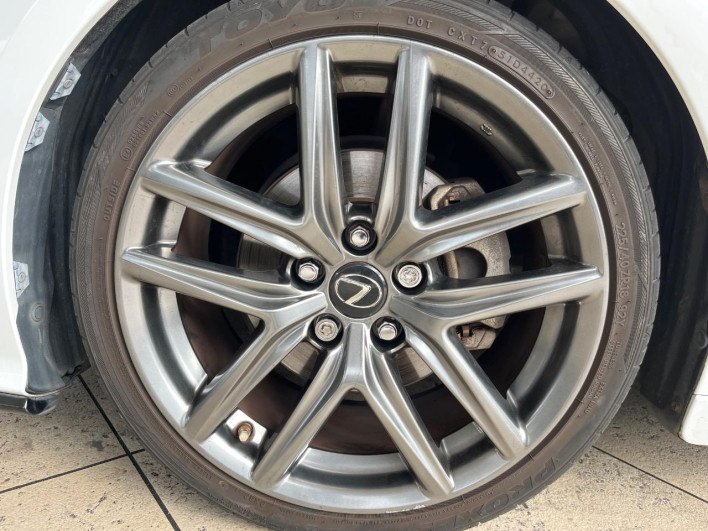 2014 Lexus IS DAA-AVE30 (UW-6a34b1fb7d050)[14]