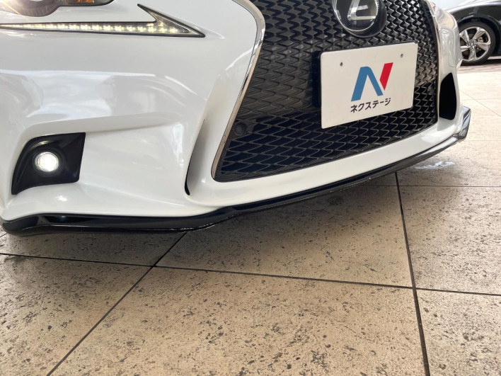 2014 Lexus IS DAA-AVE30 (UW-6a34b1fb7d050)[28]