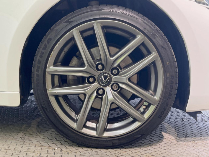 2018 Lexus IS DAA-AVE30 (UW-6a34b1fb7efa9)[5]