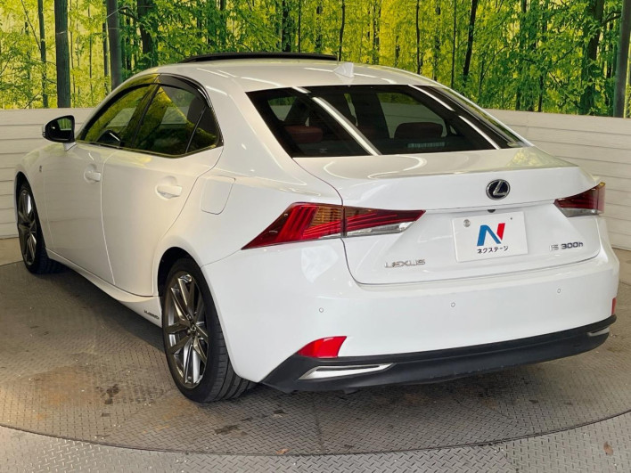 2018 Lexus IS DAA-AVE30 (UW-6a34b1fb7efa9)[14]