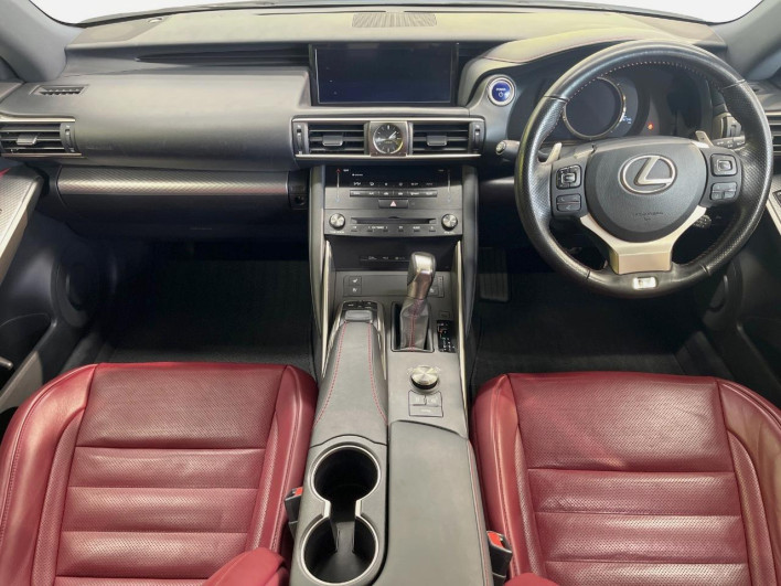 2018 Lexus IS DAA-AVE30 (UW-6a34b1fb7efa9)[21]