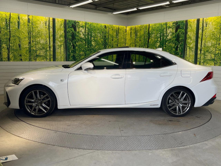 2018 Lexus IS DAA-AVE30 (UW-6a34b1fb7efa9)[13]