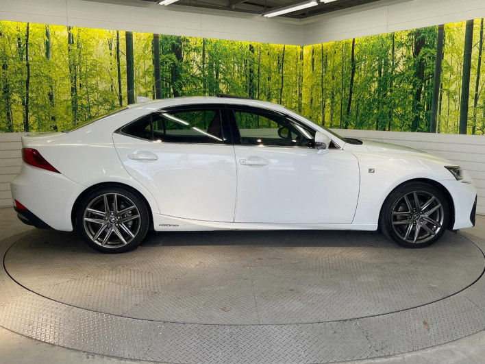 2018 Lexus IS DAA-AVE30 (UW-6a34b1fb7efa9)[22]