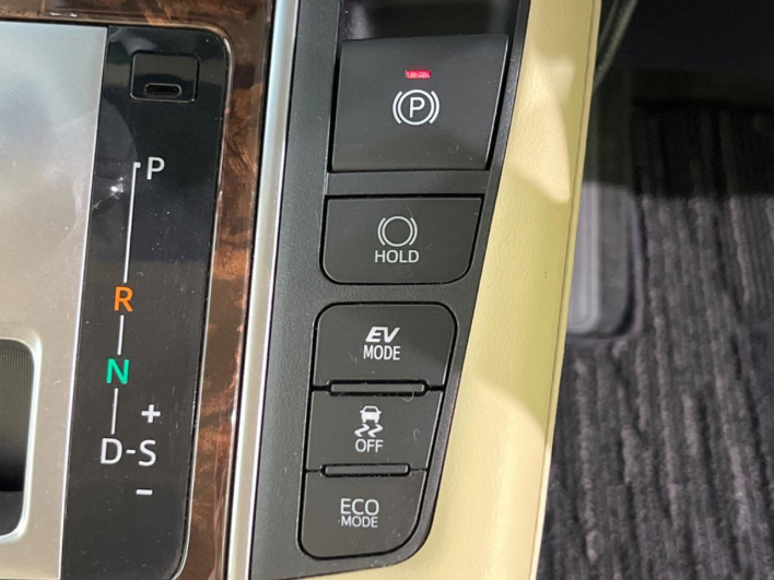 2022 Toyota Alphard Hybrid 6AA-AYH30W (UW-6a34b210ed67a)[21]