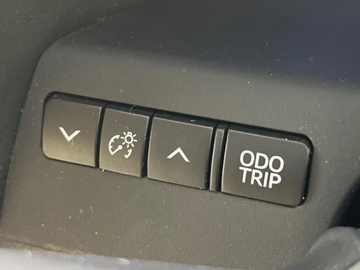 2022 Toyota Alphard Hybrid 6AA-AYH30W (UW-6a34b210ed67a)[20]