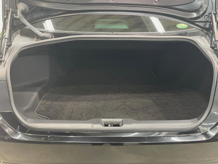 2019 Toyota Crown Hybrid 6AA-AZSH21 (UW-6a34b215450f0)[20]