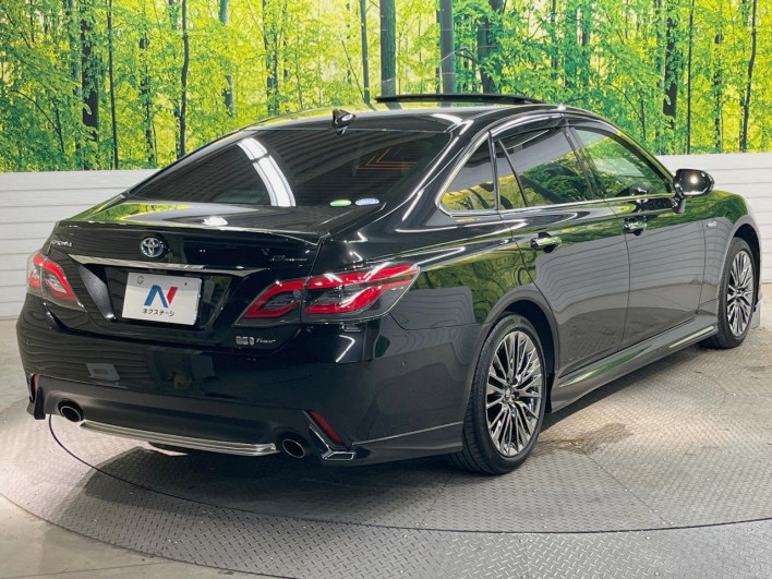 2019 Toyota Crown Hybrid 6AA-AZSH21 (UW-6a34b215450f0)[22]