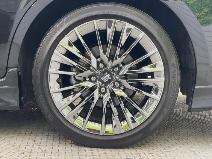 2019 Toyota Crown Hybrid 6AA-AZSH21 (UW-6a34b215450f0)[11]