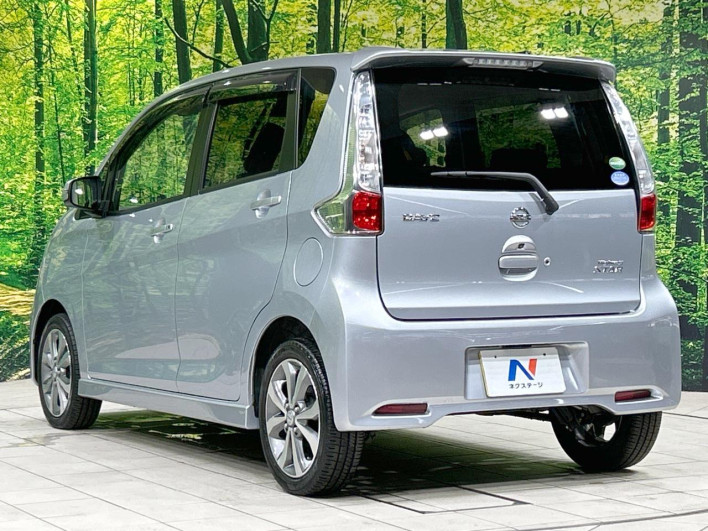 2014 Nissan Days DBA-B21W (UW-6a34b2206c827)[11]